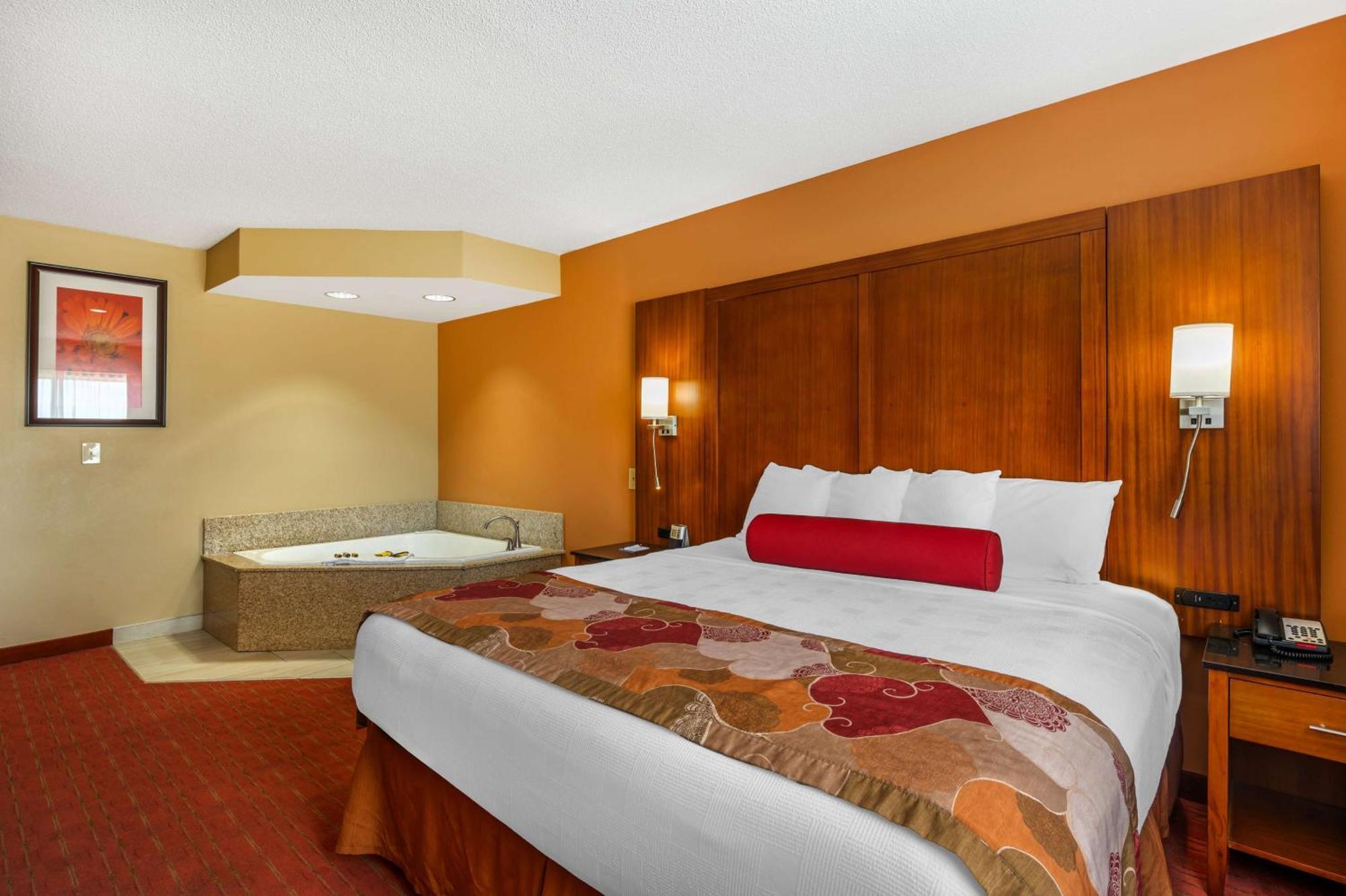 Best Western Plus Georgetown Corporate Center Hotel Экстерьер фото