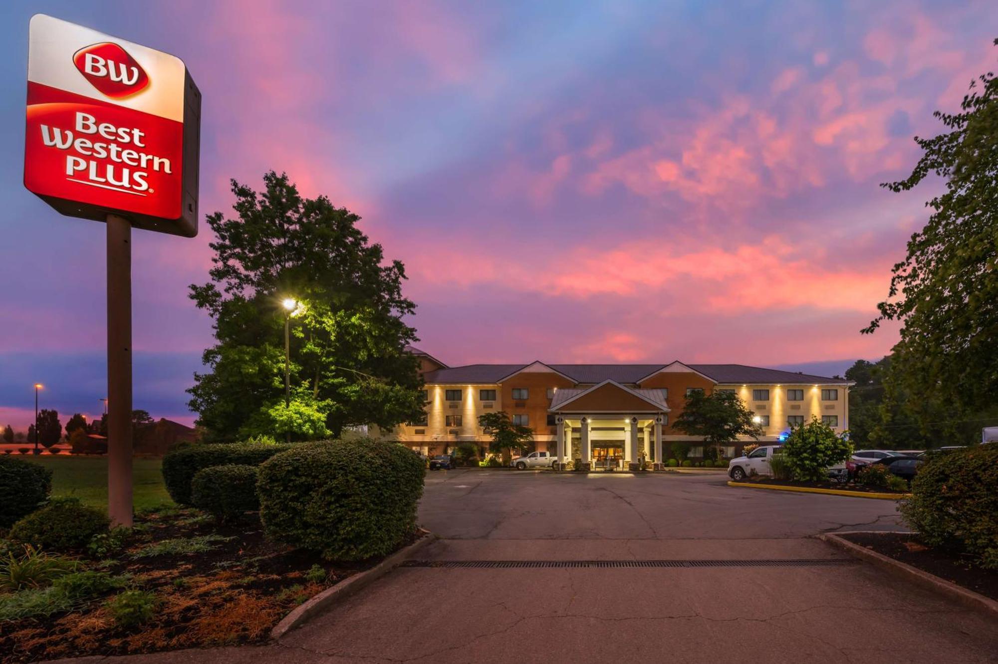 Best Western Plus Georgetown Corporate Center Hotel Экстерьер фото